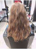 【ミルクティー】【波ウェーブ】【ヘアアレンジ】