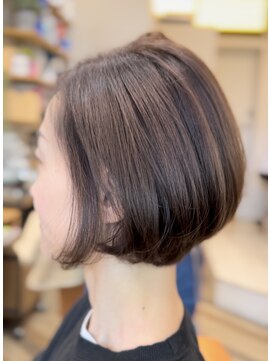 ウォームリーヘアールースト(warmly hair roost) リアルサロンワークスタイル(ショートボブ)