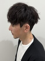 ヒュイル バイ ニアウ(Hwyl by Niau) メンズマッシュパーマツイストパーマベージュカラー刈り上げ