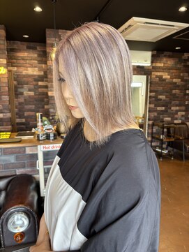 レオクマ(REOKUMA) アンブレラカラー/ホワイトカラー/ホワイトベージュ/ボブ