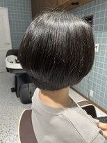 ワンバイアンジ(ONE by Angie) ショートボブ