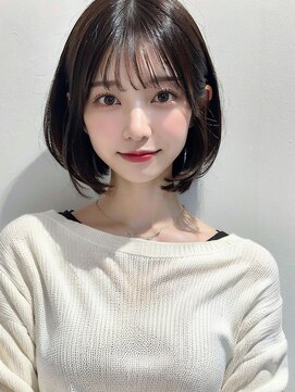 メゾンドムニ 恵比寿(Maison de MUNi) 小顔ショートボブ透明感ブリーチなしシルバーアッシュグレージュ