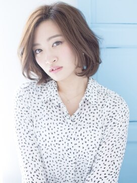 エイチバイシオミエイチ 神戸三宮(H by shiomi H) シアーグレージュカラー