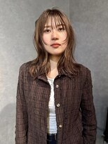 イトシテ&nbsp;ミディアムレイヤー×顔周りウルフ×透明感ベージュ【鎌田隆雅】