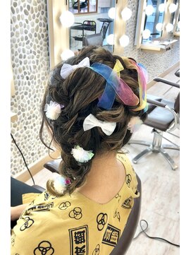 ブロッサム ヘアデザイン(blossom) リボンサイド編み込み