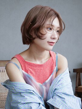 アルバム 銀座(ALBUM GINZA) 前上がりボブ_外ハネボブセクションカラーペールベージュ_9294