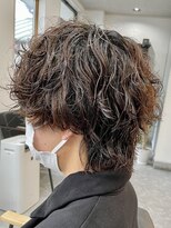 フゥ 宇都宮(FeU) マッシュウルフ波巻きスパイラルパーマツイストスパイラルパーマ
