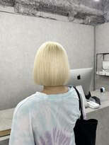 イリ 大阪(ili)&nbsp;【中平亞聖】ホワイトブロンド