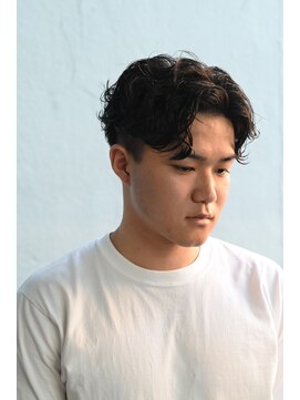 スレイ 西宮(SLAY) 波巻きハイライトアップバングツーブロックマッシュ