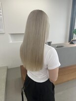 アム(am)&nbsp;ホワイトブロンドカラー