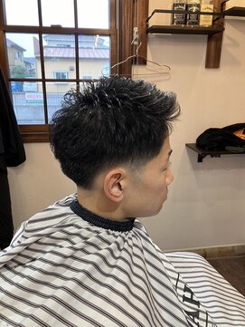 ジールアンドニコ(Zeal & nico.) フェードカット＆アイロンコテパーマ