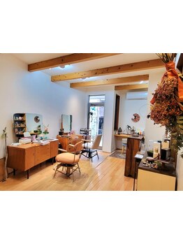 【10月でOPEN1周年/駐車場完備】お子様と一緒に通える隠れ家プライベートサロン♪オシャレなママさんにも◎