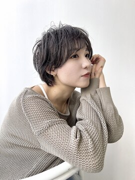 ティーヘア トナリ(t.hair tonari) 20代小顔マッシュショート/シースルーバング/透明感ヘアカラー