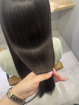 リジー(Litzy) TOKIOトリートメント