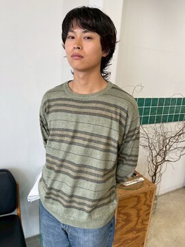 韓国黒髪ショートウルフスパイラルパーマメンズヘア