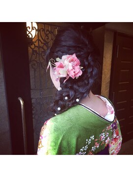 アイルビーヘア(I'll b hair) 【下北沢＊I'll b hair＊】袴に合うワンサイド編み込みアレンジ