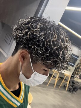 フィフス 名駅(fifth) 名古屋名駅プードルパーマスパイラルパーマ波巻きパーマ