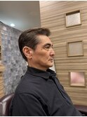 50代60代イケおじ代表刈り上げない七三アイロンパーマ