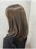 ミディアムスタイル×オリーブブラウン