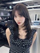 シイム(CYM)&nbsp;レイヤーカット/顔まわりカット/ブリーチなし透明感カラー