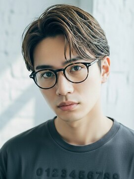 リル バイ フレイムス 川口(Lilou by Frames) メンズカット/20代30代40代フェザーパーマ/センターパート/越谷