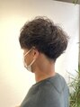 キューズ(CUES)&nbsp;ツーブロマッシュパーマ、パーマの強さは自由に変えられます。