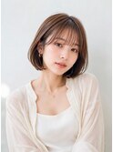 透け感バングの大人上品ボブ