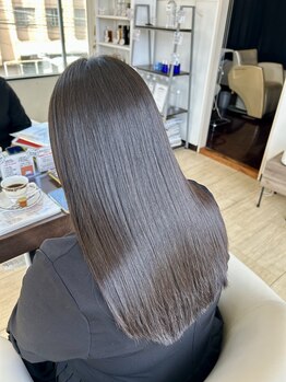 ヘアーアート ラグゼ(Hair Art LUXE)の写真/大人女性の髪、地肌に寄り添う☆いつまでも健康で綺麗な素髪へ導く、誤魔化さない綺麗を叶えるサロン♪