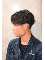 グロウ 別府店(growth)&nbsp;波巻きシャドウパーマ/刈り上げ/センターパート