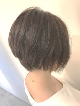 アールヘアー(ar hair) 【お気に入り登録数No.2】大人気！前下がりショートボブ