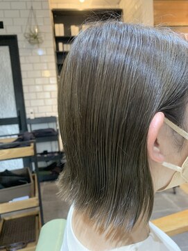 ヘアーデザイン ジュモク(Hair Design Jumoku) 耳掛けロングボブ