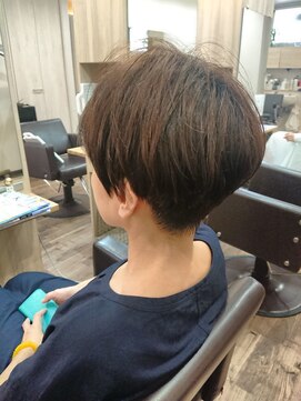 リーベ 秋津店(Liebe) 刈り上げショート