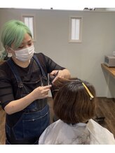 美容室エルカミノ 名嘉真