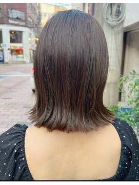 エミュ 天文館店(eMu) 透明感オリーブグレージュ ☆