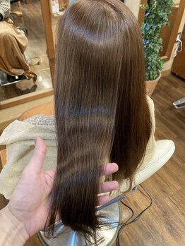 アルスヘアブランド(ALUS HAIR BRAND)の写真/【ナノアミノのTR使用】で施術中に髪に必要な栄養分をたっぷり補充。ホームケアの使用で真の美髪を実感♪