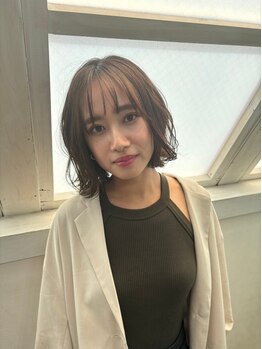 ガビーヘアルーブ(gabi hair LOOB)の写真/大人世代のプレミアムビューティー◇白髪を活かしておしゃれとして楽しむ！白髪ぼかしのハイライト☆