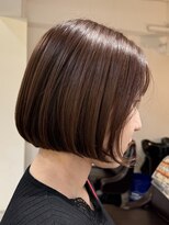 ルイ(ROUIS produced by LUCK 津田沼) ROUIS 津田沼 グラデーションボブ 白髪ぼかし ヘッドスパ