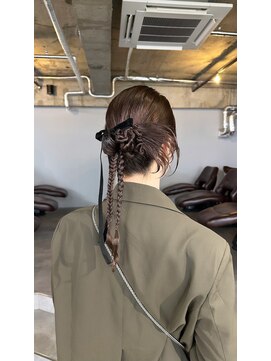 リラ バイ クオーレ(LIRA by CUORE) ～お呼ばれアレンジ～