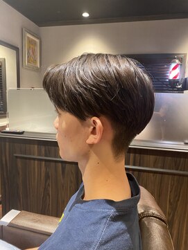 バーバーショップ ボレロ(BarberShop BOLERO) 刈り上げセンターパート