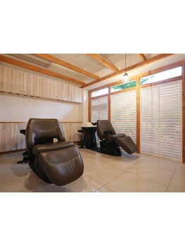 高い支持率を誇るスパ二ストが在籍♪香りに包まれる別空間で、疲れた頭皮をやさしくマッサージします☆