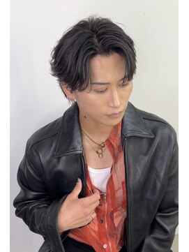 スキルアイマ(SKILL ima) センターパート/フェザーパーマ