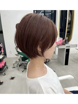 ナンバー 六本松(Number) 【頭の形が綺麗に見えるくびれショート】NARUMI