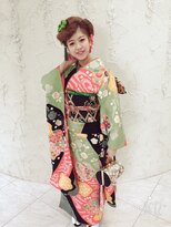 マニス(manis) キュートなアップスタイル ボリュームシニヨン 着物和装アレンジ