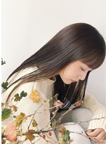 ルスカ(ruska)&nbsp;艶と透明感のオーガニックストレートヘア