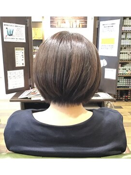 スッキリショートボブ L 美容室 エス 加賀野店 Es のヘアカタログ ホットペッパービューティー