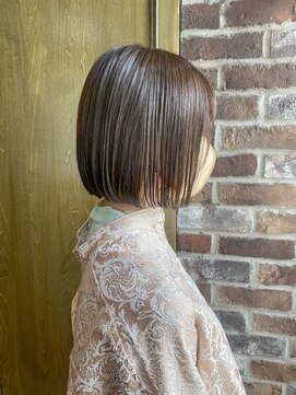 エイミー(Aimee) Aimee 町田　顎ラインボブ×赤み消しグレージュ