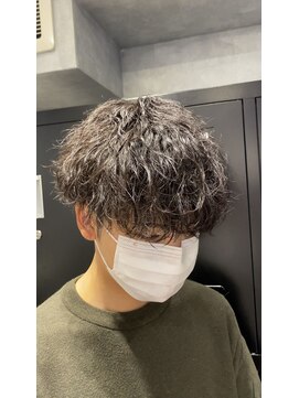 レイズ 名古屋(RAYS) 緩め波巻きツイストスパイラルツーブロックマッシュ