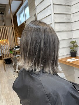 フレリス(FreRis) バレイヤージュ×大人ミディ☆ホワイトベージュ