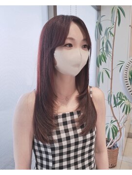 ミック ヘアアンドメイクアップ 高田店(miq Hair&Make up) レイヤーカット/ロングレイヤー/イルミナカラー/チェリーレッド