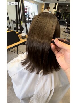 ナンバー(number+) 20代30代40代髪質改善トリートメント艶感ストレート透明感